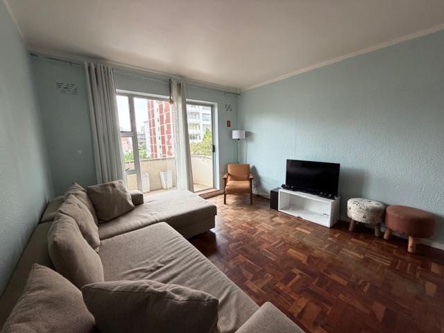 To Let 1 Bedroom Property for Rent in Sea Point Western Cape